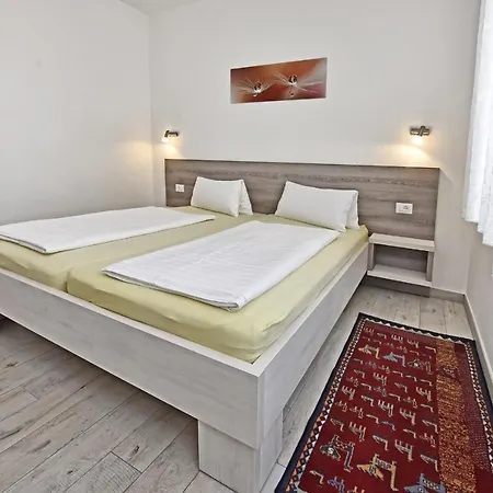 Erika Apartman