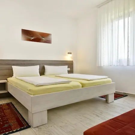 Erika Apartment Porec
