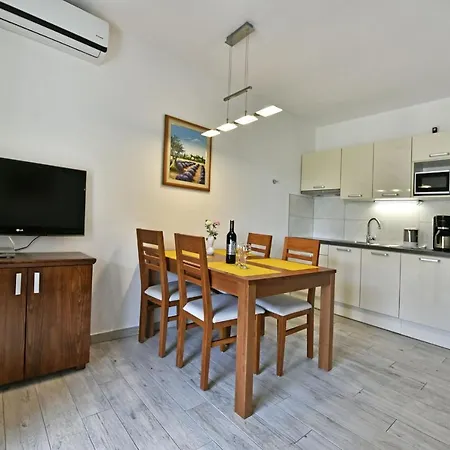 Erika Apartment *