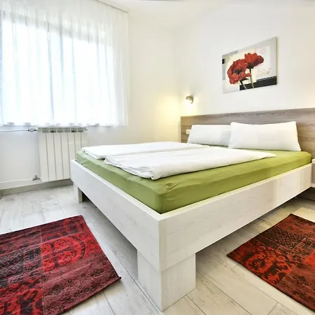 Erika Apartment Porec