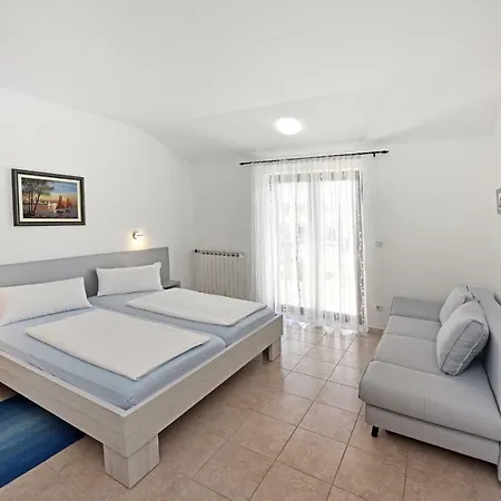Erika Apartment *